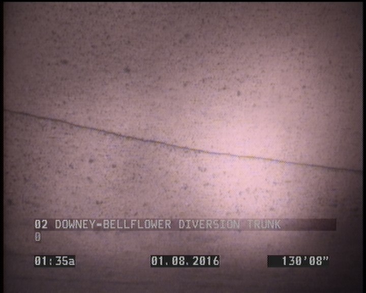 Crack Longitudinal, at 11 o'clock, within 8 inches of joint: YES