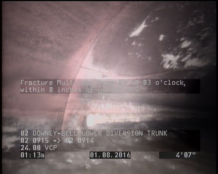 Fracture Multiple, from 09 to 03 o'clock, within 8 inches of joint: YES