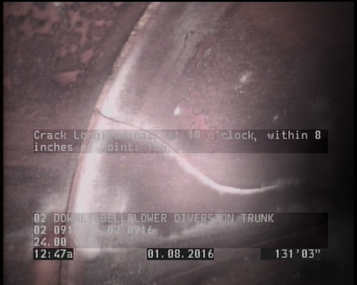 Crack Longitudinal, at 10 o'clock, within 8 inches of joint: YES