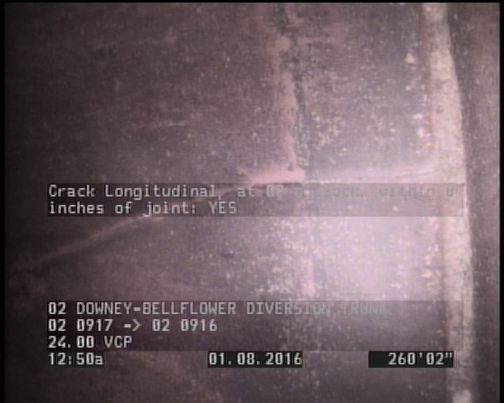 Crack Longitudinal, at 02 o'clock, within 8 inches of joint: YES