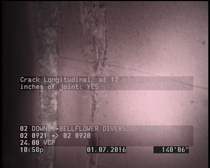 Crack Longitudinal, at 12 o'clock, within 8 inches of joint: YES