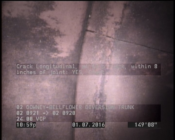 Crack Longitudinal, at 12 o'clock, within 8 inches of joint: YES, Start