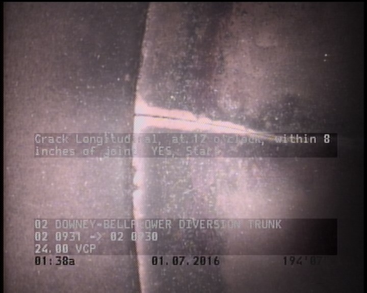 Crack Longitudinal, at 12 o'clock, within 8 inches of joint: YES, Start