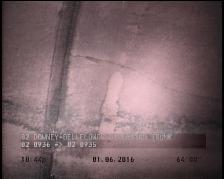 Crack Longitudinal, at 09 o'clock, within 8 inches of joint: YES, Start