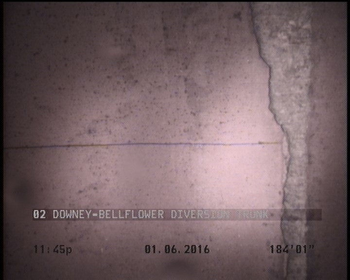 Crack Longitudinal, at 12 o'clock, within 8 inches of joint: YES