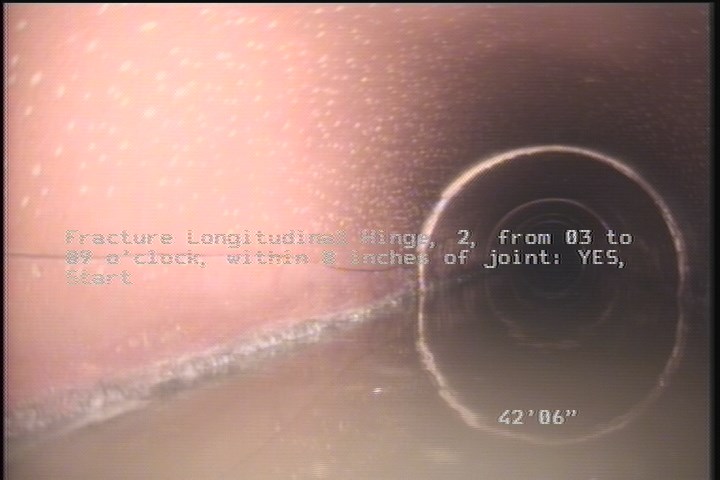 Fracture Longitudinal Hinge, 2, from 03 to 09 o'clock, within 8 inches of joint: YES, Start
