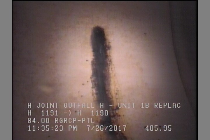 Infiltration Stain, at 10 o'clock, within 8 inches of joint: YES