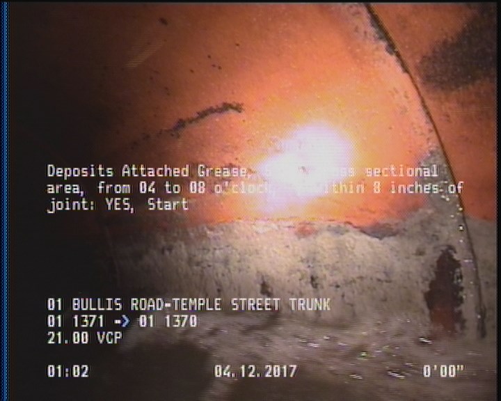 Deposits Attached Grease, 5 %of cross sectional area, from 04 to 08 o'clock, , within 8 inches of joint: YES, Start