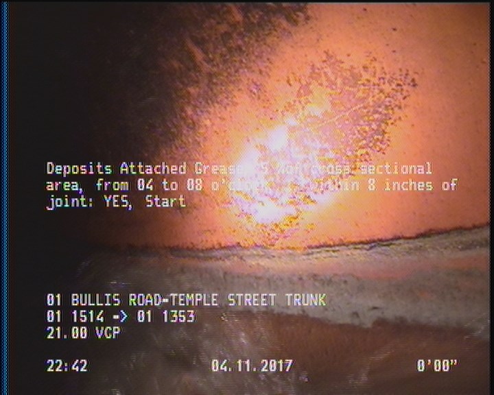 Deposits Attached Grease, 5 %of cross sectional area, from 04 to 08 o'clock, , within 8 inches of joint: YES, Start