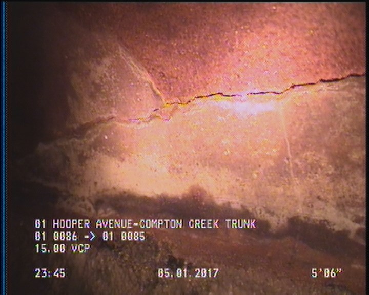 Fracture Multiple, from 09 to 03 o'clock, within 8 inches of joint: YES, Start