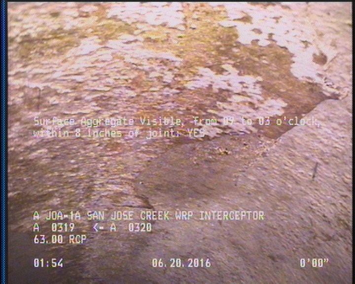 Surface Aggregate Visible, from 09 to 03 o'clock, within 8 inches of joint: YES
