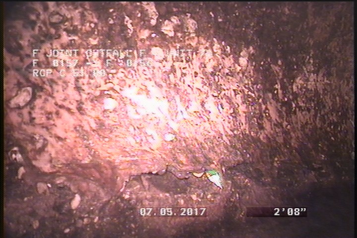 Surface Aggregate Missing, from 08 to 04 o'clock, within 8 inches of joint: YES, Start - SEVERE AGG