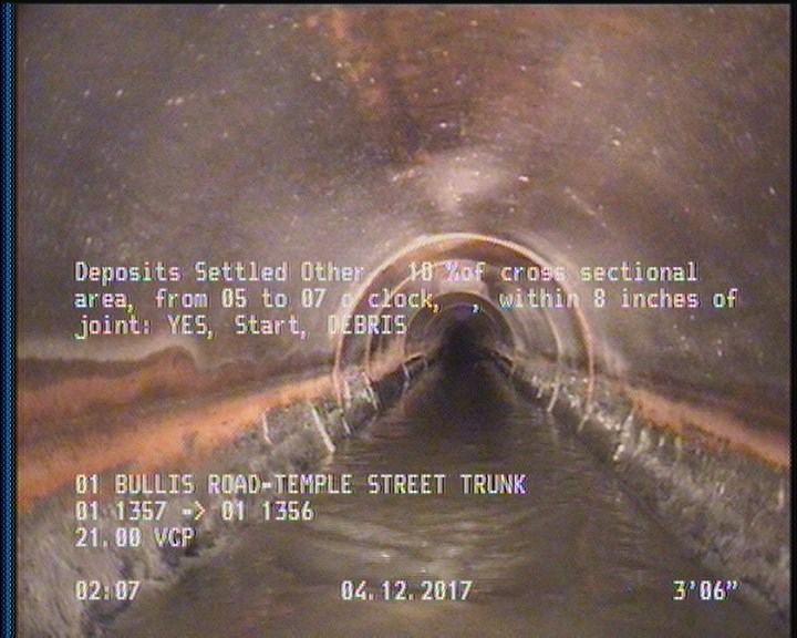 Deposits Settled Other, 10 %of cross sectional area, from 05 to 07 o'clock, , within 8 inches of joint: YES, Start - DEBRIS