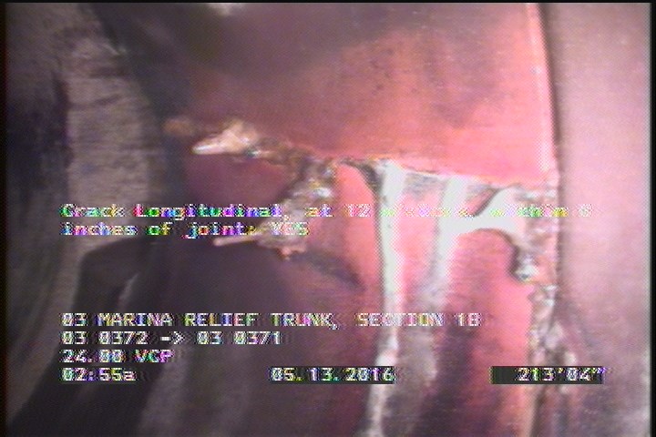 Crack Longitudinal, at 12 o'clock, within 8 inches of joint: YES