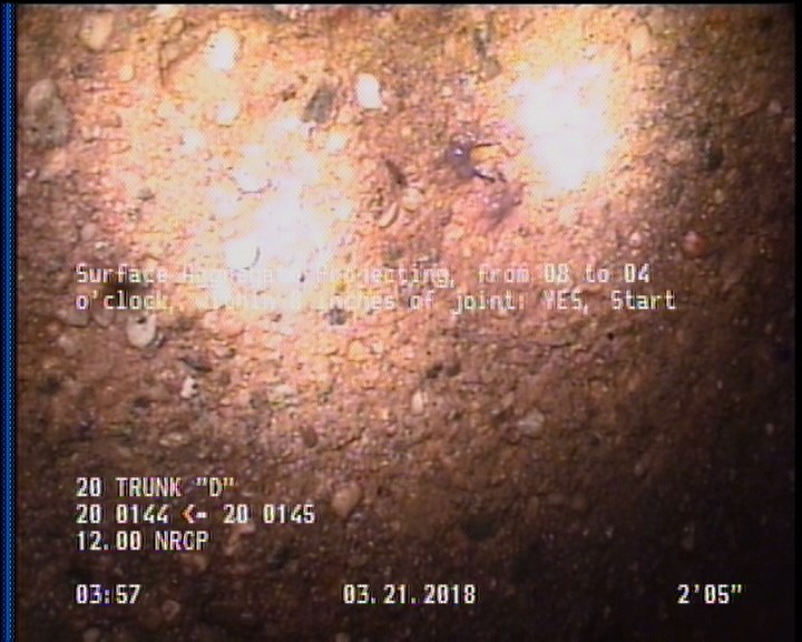 Surface Aggregate Projecting, from 08 to 04 o'clock, within 8 inches of joint: YES, Start