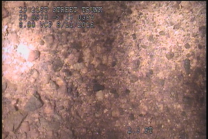 Surface Aggregate Projecting, from 08 to 04 o'clock, within 8 inches of joint: YES, Start - MODERATE AGG