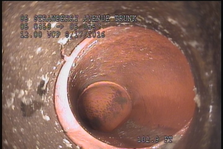 Tap Factory Made Defective, at 01 o'clock, -, within 8 inches of joint: YES, 6" - ACTIVE, BROKEN