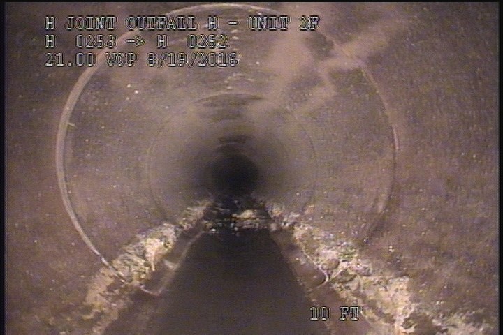 Deposits Attached Grease, 5 %of cross sectional area, from 04 to 08 o'clock, , within 8 inches of joint: YES, Start