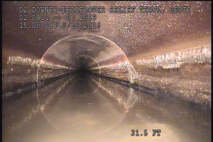 Deposits Attached Grease, 5 %of cross sectional area, from 02 to 10 o'clock, , within 8 inches of joint: YES, Start