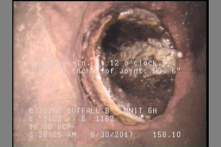 Tap Break-In, at 12 o'clock, -, within 8 inches of joint: NO, 6"