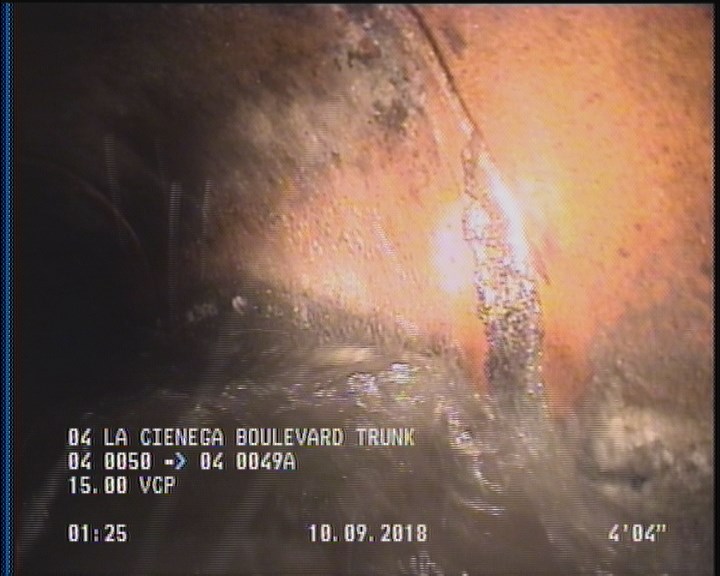 Deposits Attached Grease, 5 %of cross sectional area, from 04 to 08 o'clock, , within 8 inches of joint: YES, Start