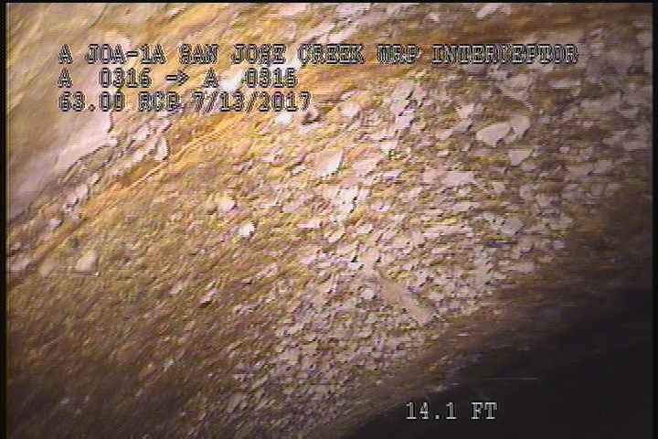 Surface Aggregate Projecting, from 12 to 03 o'clock, within 8 inches of joint: NO