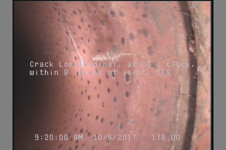 Crack Longitudinal, at 02 o'clock, within 8 inches of joint: YES