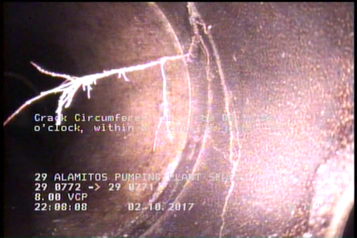 Crack Circumferential, from 08 to 04 o'clock, within 8 inches of joint: YES