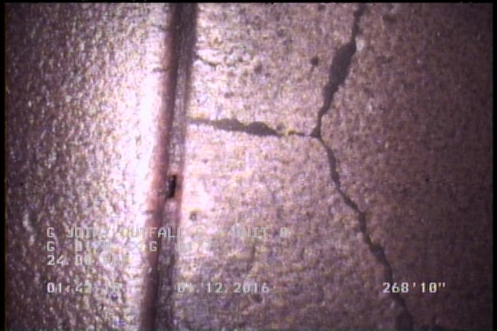 Crack Multiple, from 09 to 03 o'clock, within 8 inches of joint: YES