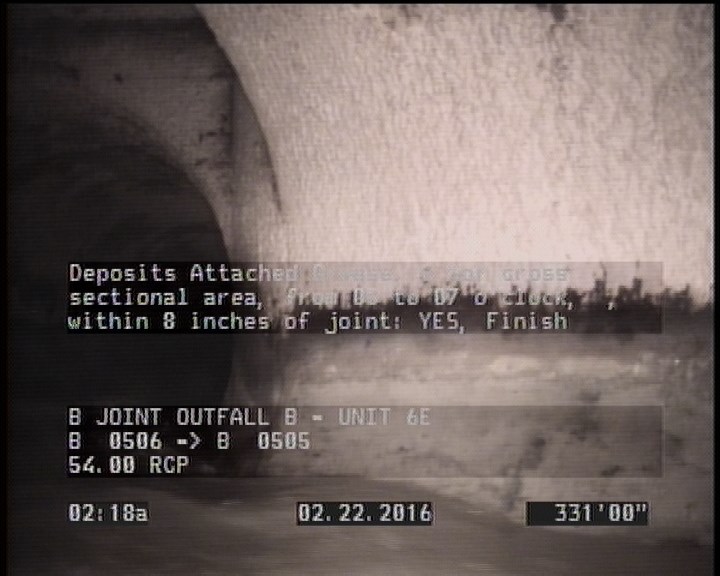 Deposits Attached Grease, 5 %of cross sectional area, from 05 to 07 o'clock, , within 8 inches of joint: YES, Finish