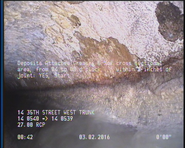 Deposits Attached Grease, 5 %of cross sectional area, from 04 to 08 o'clock, , within 8 inches of joint: YES, Start
