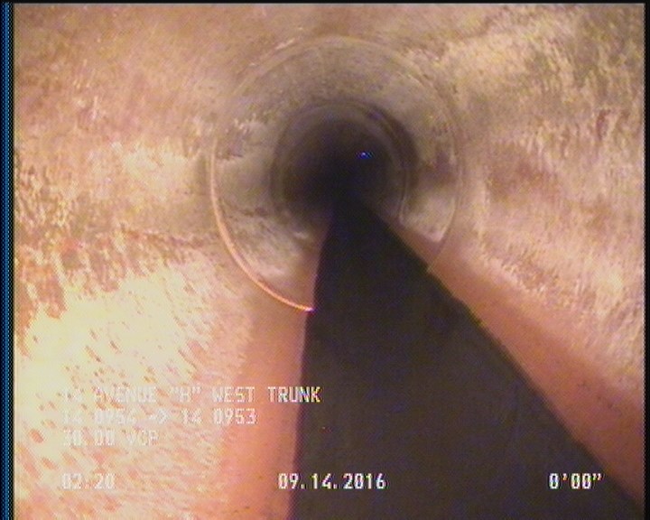 Deposits Attached Grease, 5 %of cross sectional area, from 05 to 07 o'clock, , within 8 inches of joint: YES, Start