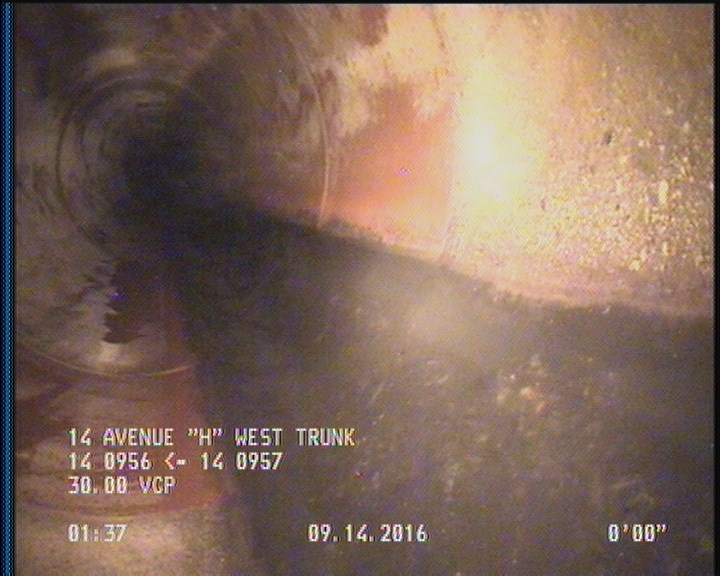 Deposits Attached Grease, 5 %of cross sectional area, from 05 to 07 o'clock, , within 8 inches of joint: YES, Start