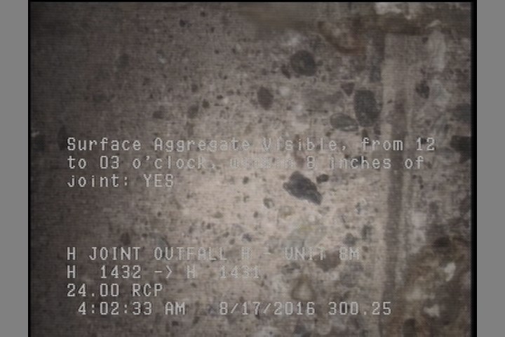 Surface Aggregate Visible, from 12 to 03 o'clock, within 8 inches of joint: YES
