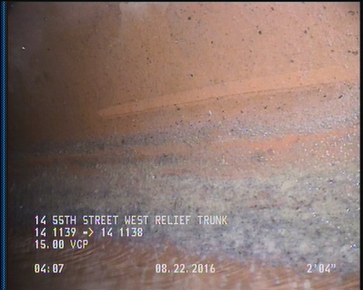 Deposits Attached Grease, 5 %of cross sectional area, from 04 to 08 o'clock, , within 8 inches of joint: YES, Start