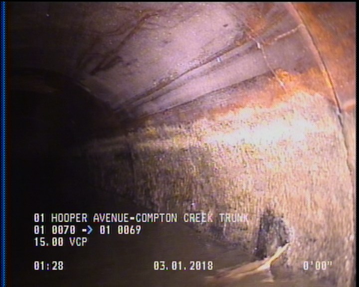 Deposits Attached Grease, 5 %of cross sectional area, from 03 to 09 o'clock, , within 8 inches of joint: YES, Start