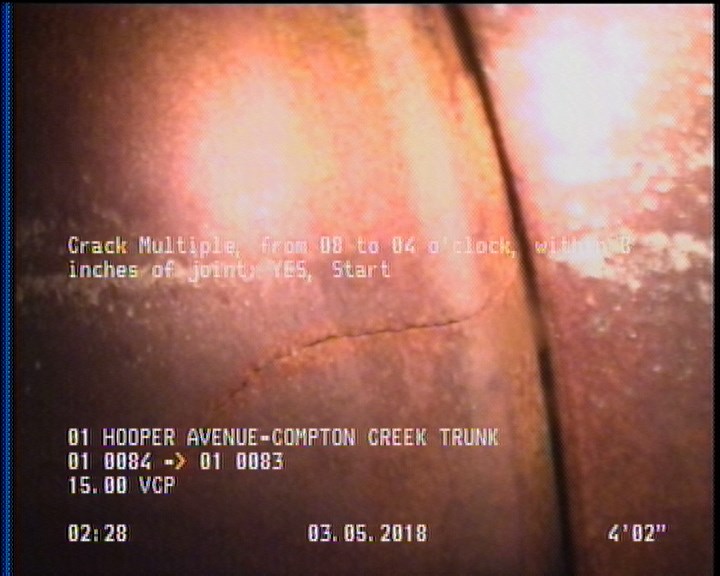 Crack Multiple, from 08 to 04 o'clock, within 8 inches of joint: YES, Start