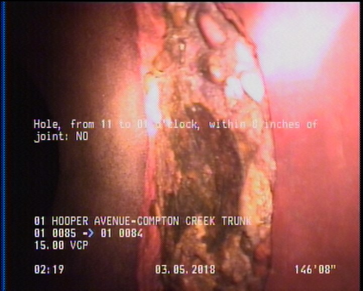 Hole, from 11 to 01 o'clock, within 8 inches of joint: NO