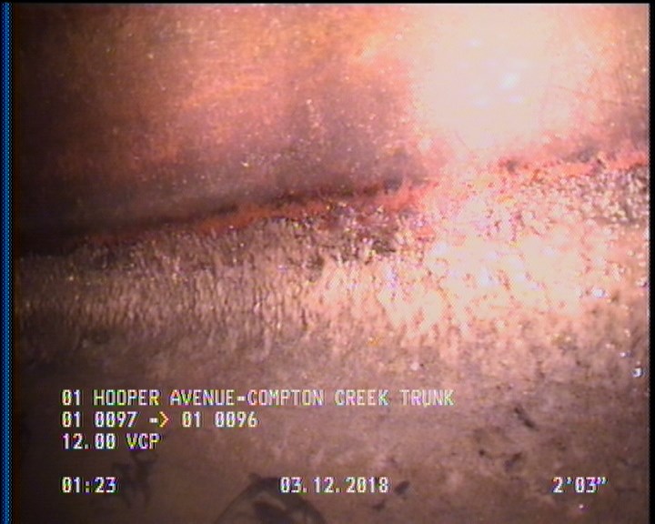 Deposits Attached Grease, 5 %of cross sectional area, from 04 to 08 o'clock, , within 8 inches of joint: YES, Start