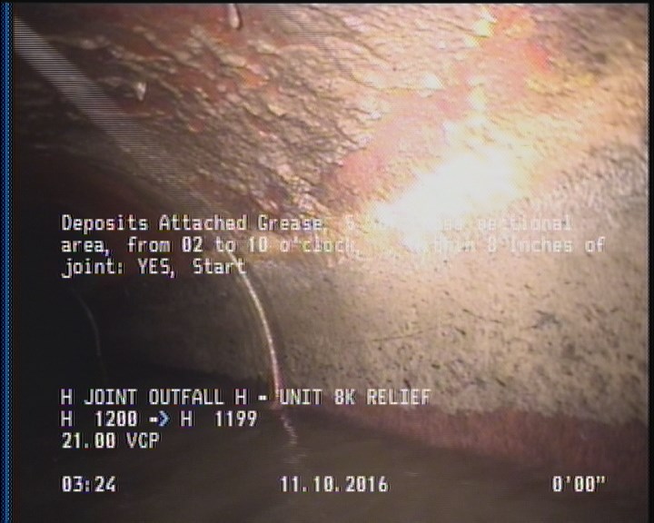 Deposits Attached Grease, 5 %of cross sectional area, from 02 to 10 o'clock, , within 8 inches of joint: YES, Start