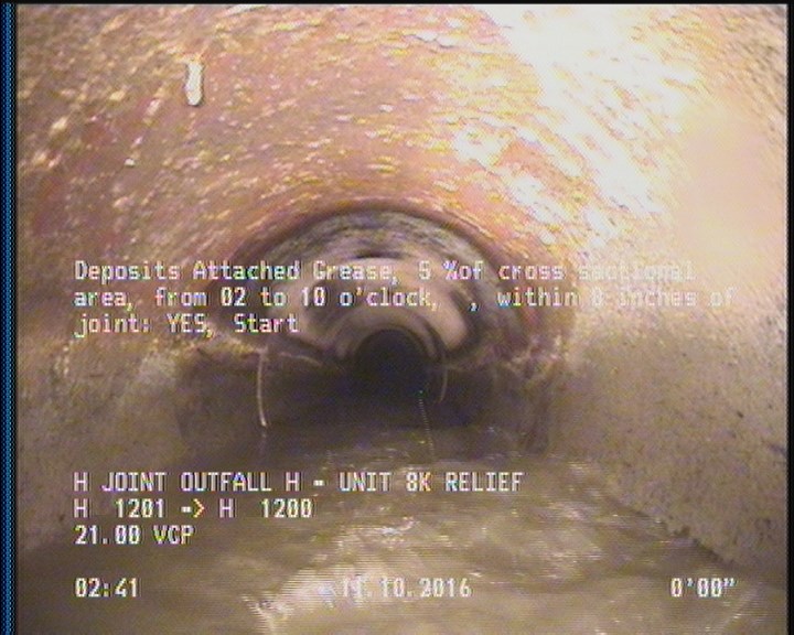 Deposits Attached Grease, 5 %of cross sectional area, from 02 to 10 o'clock, , within 8 inches of joint: YES, Start