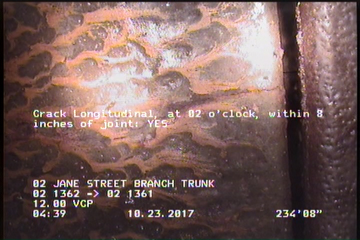 Crack Longitudinal, at 02 o'clock, within 8 inches of joint: YES