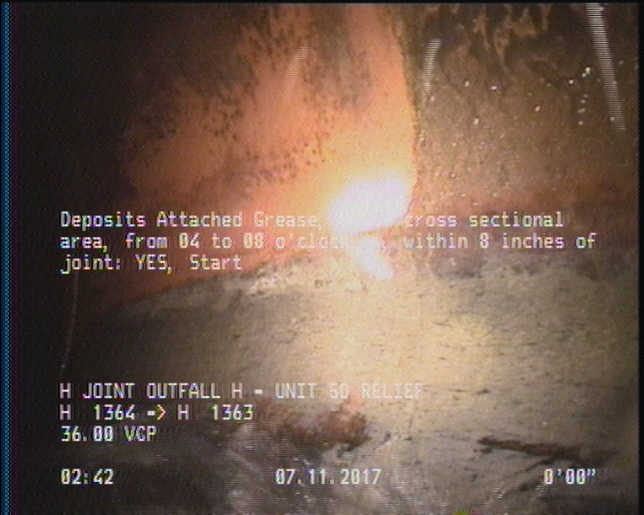 Deposits Attached Grease, 5 %of cross sectional area, from 04 to 08 o'clock, , within 8 inches of joint: YES, Start