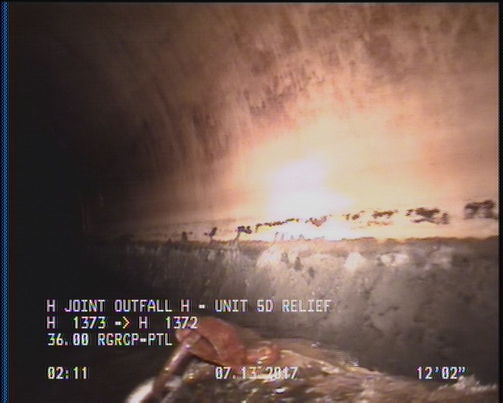 Deposits Attached Grease, 5 %of cross sectional area, from 04 to 08 o'clock, , within 8 inches of joint: YES, Start