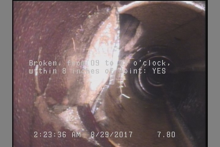 Broken, from 09 to 03 o'clock, within 8 inches of joint: YES