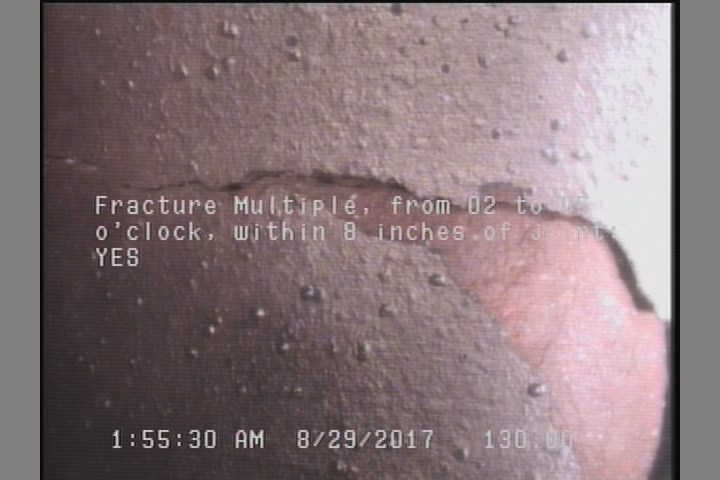 Fracture Multiple, from 02 to 05 o'clock, within 8 inches of joint: YES