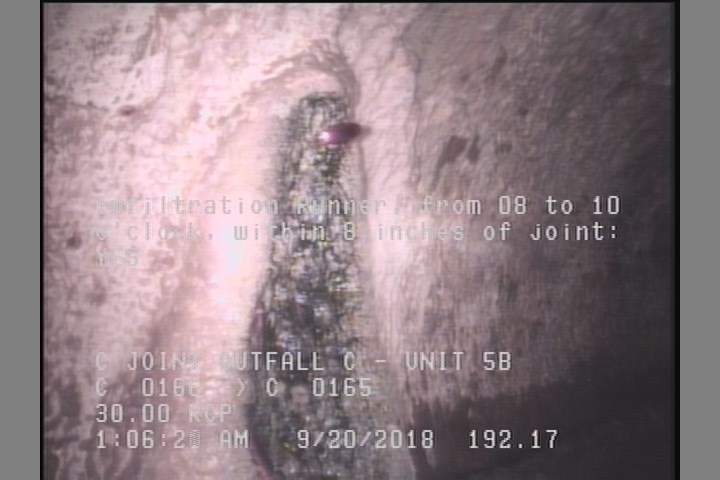 Infiltration Runner, from 08 to 10 o'clock, within 8 inches of joint: YES