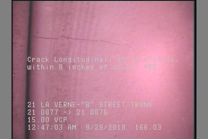 Crack Longitudinal, at 12 o'clock, within 8 inches of joint: YES