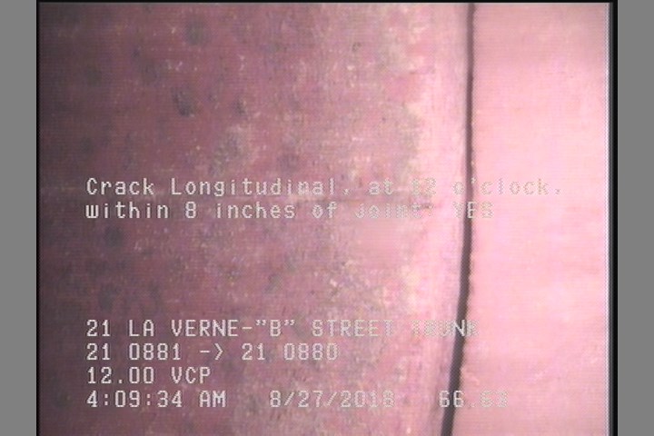 Crack Longitudinal, at 12 o'clock, within 8 inches of joint: YES