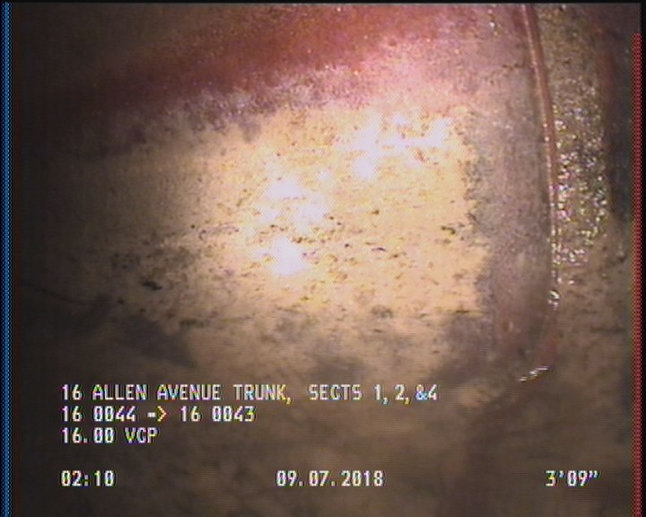 Deposits Attached Grease, 5 %of cross sectional area, from 04 to 08 o'clock, , within 8 inches of joint: YES, Start